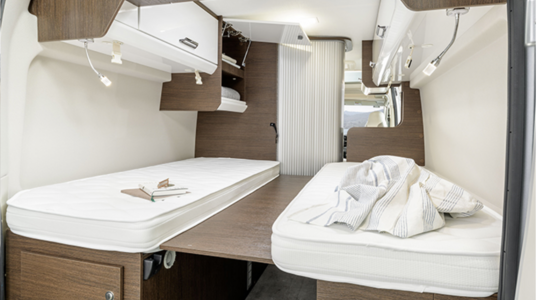 Camper Station Nord Glenn Nölle Verkauf von Campern Karmann Davis 600 05