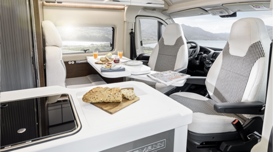 Camper Station Nord Glenn Nölle Verkauf von Campern Karmann Davis 600 04